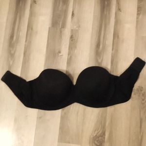4/$20 Body by Victoria Strapless Bra